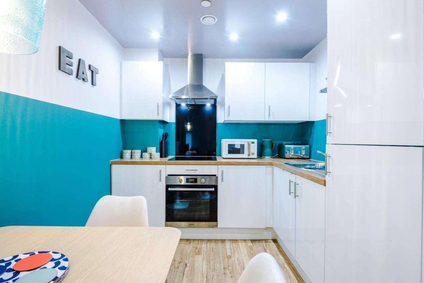 High Reviewed 1-Bed With Parking Central Location Liverpool Exteriör bild