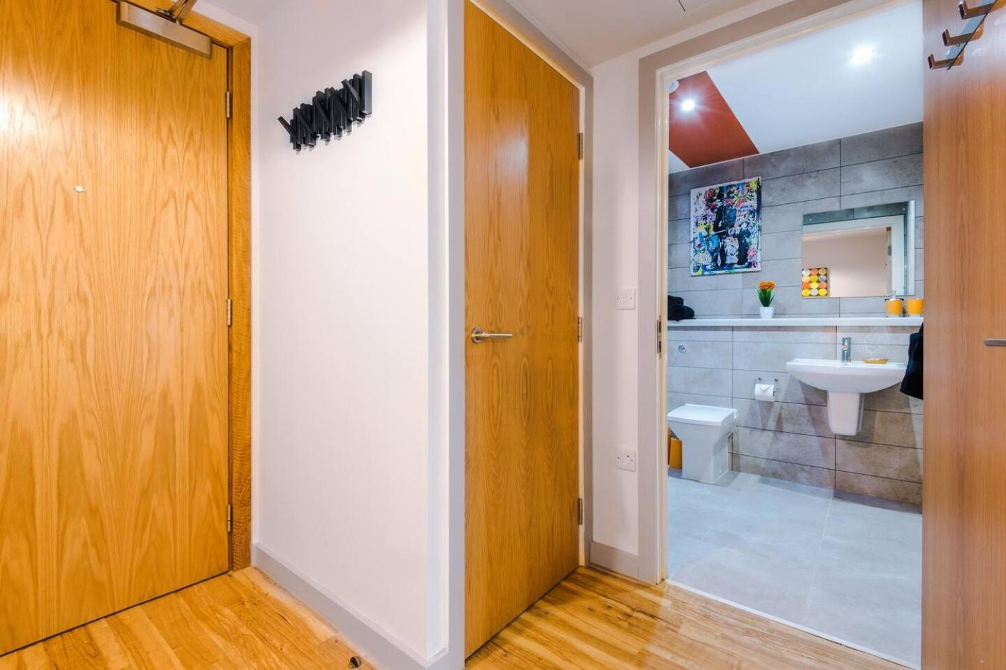 High Reviewed 1-Bed With Parking Central Location Liverpool Exteriör bild