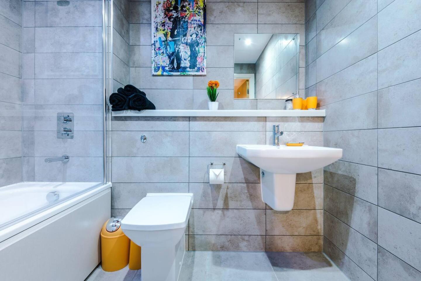 High Reviewed 1-Bed With Parking Central Location Liverpool Exteriör bild