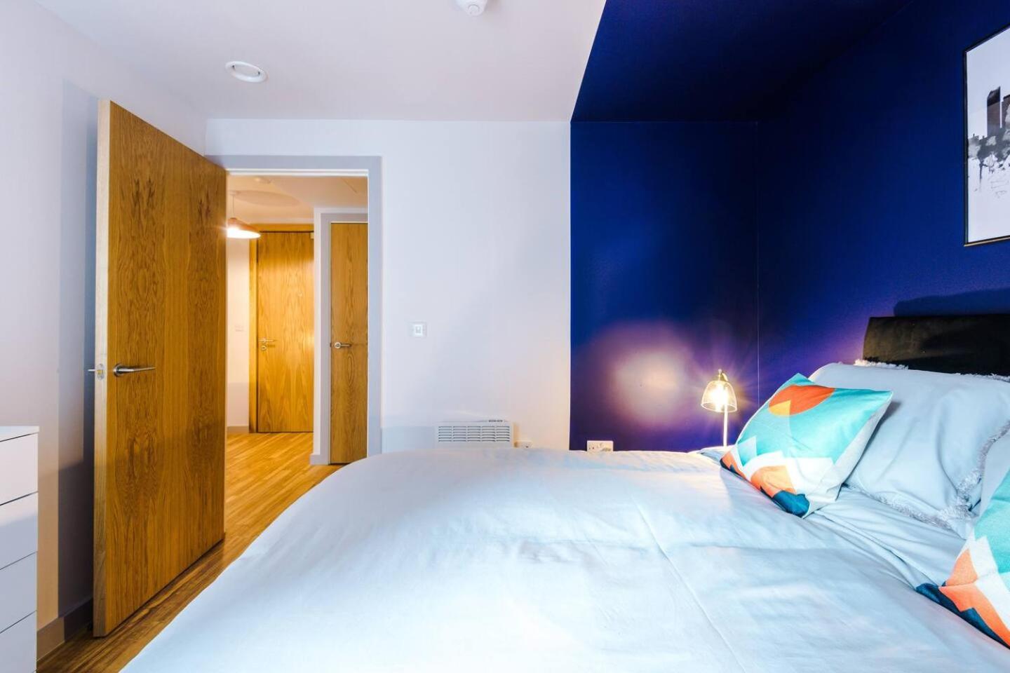 High Reviewed 1-Bed With Parking Central Location Liverpool Exteriör bild