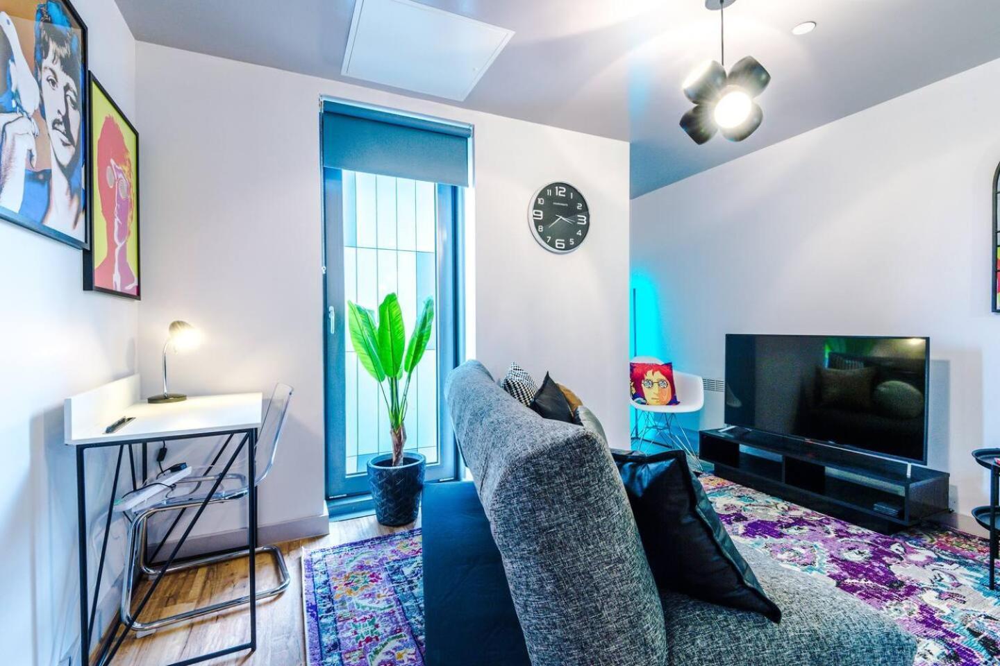 High Reviewed 1-Bed With Parking Central Location Liverpool Exteriör bild